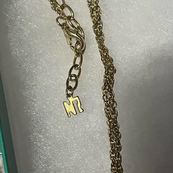 Nina Ricci Gold Plated Swarovski Crystals & Red Ruby Heart Bow Women’s Necklace - Picture 6 of 6